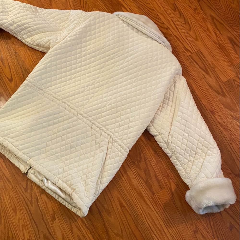 Vintage Y2K Quilted Cloud Coat Puffer Coat Faux Fur Coat Winter White Coat - Picture 15 of 15